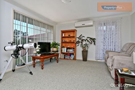 Property photo of 28 Phoenix Crescent Erskine Park NSW 2759