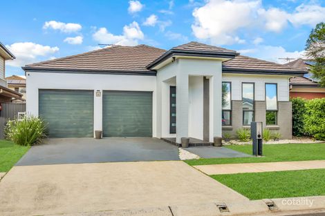 Property photo of 5 Taradale Drive Ropes Crossing NSW 2760