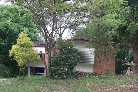 Property photo of 4 Tracey Street Kenmore QLD 4069