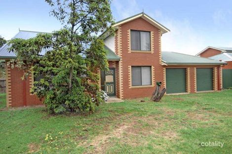 12 Swan Pde, St Leonards, VIC 3223