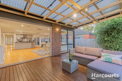 Property photo of 5 Osmington Circle Narre Warren South VIC 3805