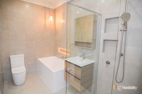 Property photo of 2/34 Rifle Parade Lithgow NSW 2790