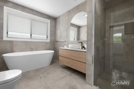 Property photo of 30 Rutherglen Avenue Hobartville NSW 2753