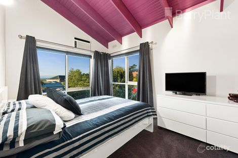 Property photo of 46 Crown Point Ridge Chirnside Park VIC 3116