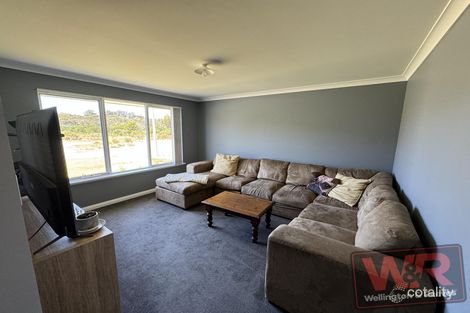 Property photo of 1 Callistemon View Yakamia WA 6330