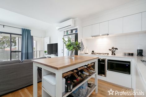 Property photo of 26/1 Glenariff Boulevard Canning Vale WA 6155