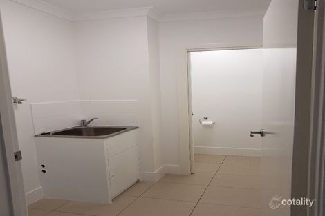 Property photo of 113 Napier Circuit Silkstone QLD 4304