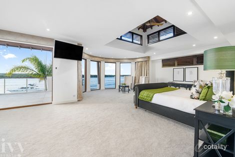 Property photo of 43 Knightsbridge Parade West Paradise Point QLD 4216