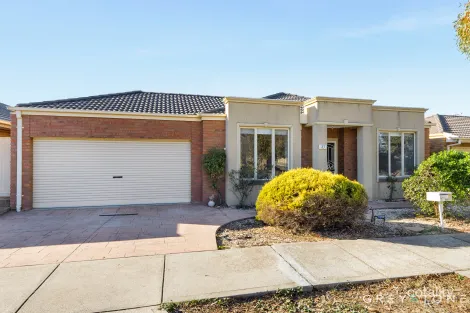 Property photo of 37 Chifley Circuit Burnside Heights VIC 3023
