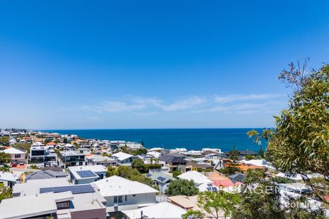 Property photo of 27 Clontarf Street Sorrento WA 6020