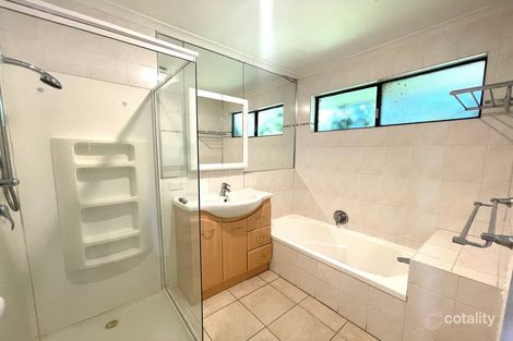 3 St Ives Pl, Melton West, VIC 3337