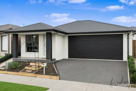 Property photo of 17 Feedwater Road Donnybrook VIC 3064