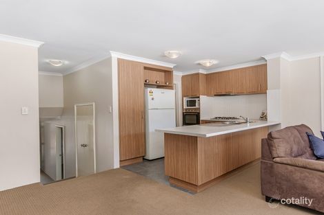 Property photo of 17/11 Serls Street Armadale WA 6112