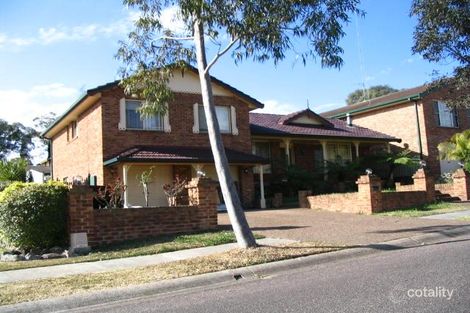 17 Monarch Cres, Valentine, NSW 2280