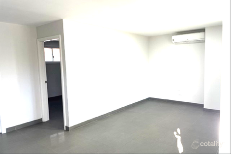 Property photo of 3 Allena Close Georges Hall NSW 2198