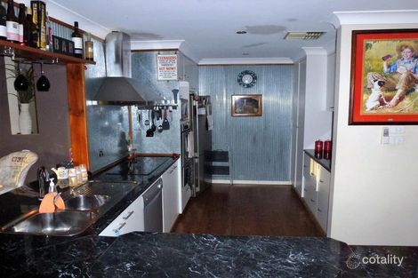 Property photo of 14 Balmoral Place Dubbo NSW 2830