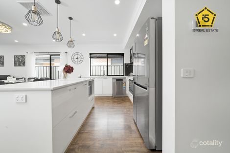 Property photo of 13 Hillcrest Parade Tarneit VIC 3029