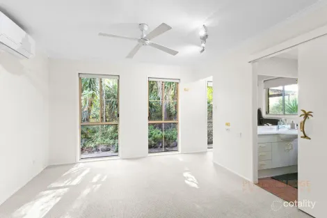 Property photo of 63 Collins Place Kooralbyn QLD 4285