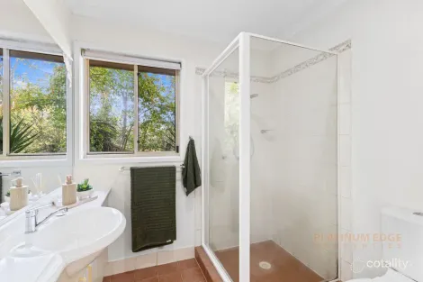 Property photo of 63 Collins Place Kooralbyn QLD 4285