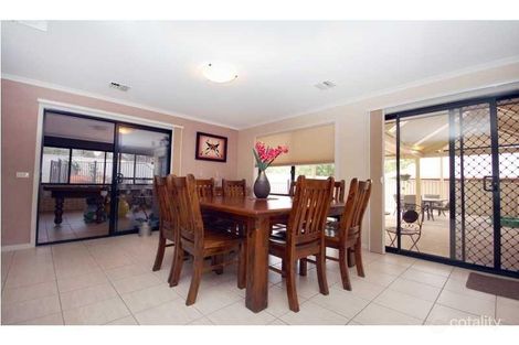 Property photo of 106 Kaloona Drive Bourkelands NSW 2650
