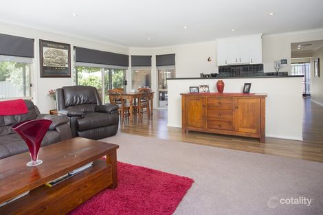 Property photo of 13 Arthurs Crescent Strathfieldsaye VIC 3551