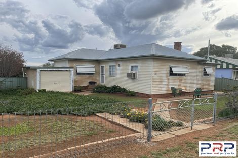 140 Derribong St, Peak Hill, NSW 2869