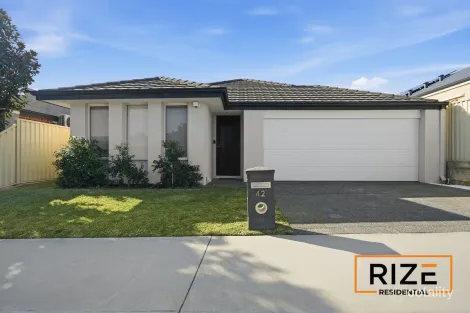 Property photo of 42 Pinot Loop Pearsall WA 6065