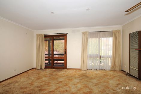 Property photo of 8 Valley Road Frankston VIC 3199
