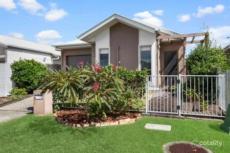 Property photo of 19 Seabreeze Circuit Deception Bay QLD 4508