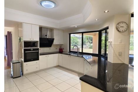 Property photo of 37 Argyle Place Parkinson QLD 4115