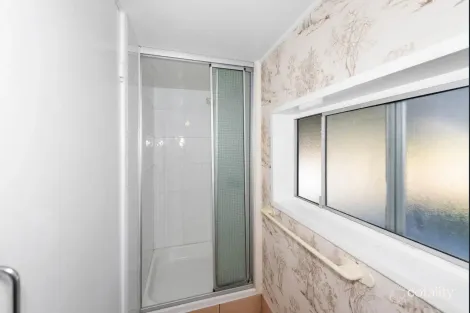 Property photo of 2 Kingfisher Street Slade Point QLD 4740