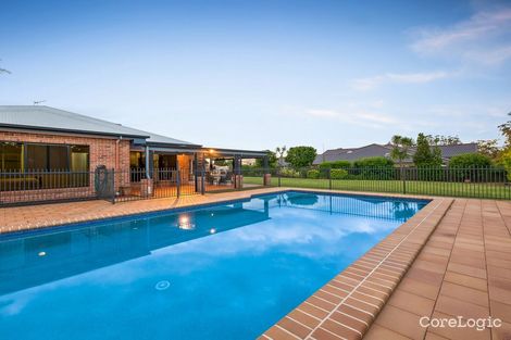 Property photo of 2 Saint Andrews Court Middle Ridge QLD 4350