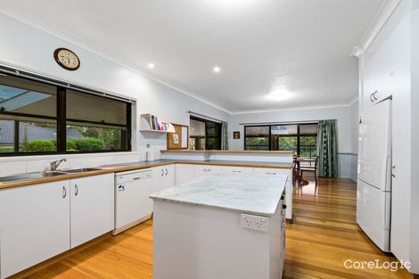 Property photo of 2 Saint Andrews Court Middle Ridge QLD 4350