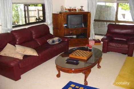 Property photo of 10 Gladewood Drive Daisy Hill QLD 4127