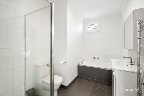 Property photo of 3/135 West Fyans Street Newtown VIC 3220