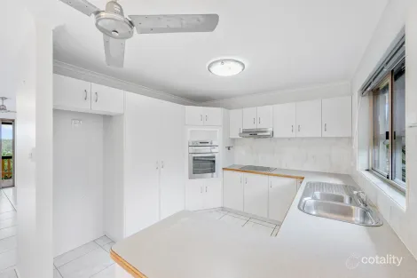 Property photo of 14 Cypress Close Kin Kora QLD 4680