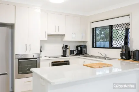 Property photo of 2/14 Plum Tree Close Taranganba QLD 4703