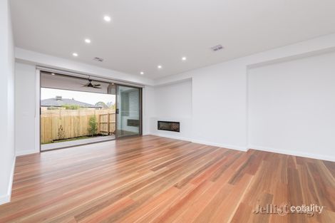 Property photo of 19A Mount Pleasant Drive Mount Waverley VIC 3149
