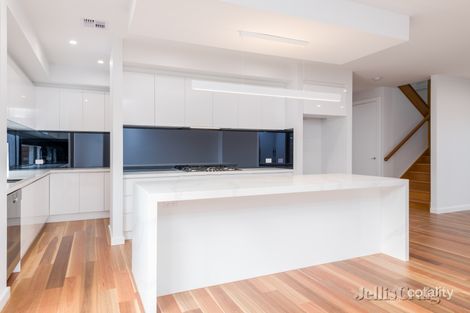 Property photo of 19A Mount Pleasant Drive Mount Waverley VIC 3149