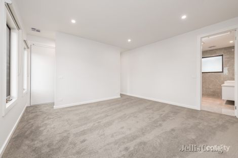 Property photo of 19A Mount Pleasant Drive Mount Waverley VIC 3149