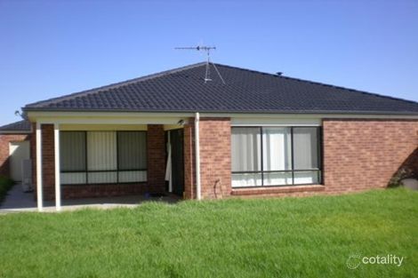 Property photo of 2 Christina Place Griffith NSW 2680