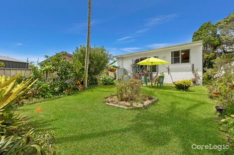 Property photo of 35 Bundilla Parade Berkeley Vale NSW 2261