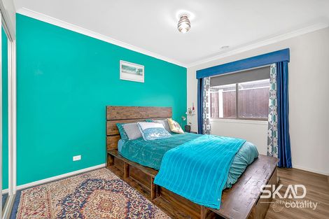 240 Mandalay Cct, Beveridge, VIC 3753