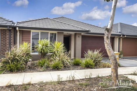 Property photo of 31 Holly Green Circuit Truganina VIC 3029