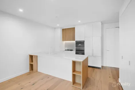 202/241 Glen Huntly Rd, Elsternwick, VIC 3185