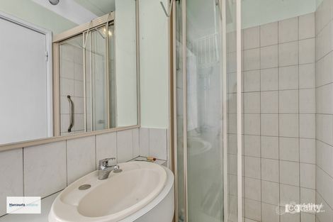 Property photo of 18 Jefferson Drive Marangaroo WA 6064