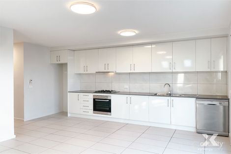 Property photo of 305/64 Geelong Road Footscray VIC 3011
