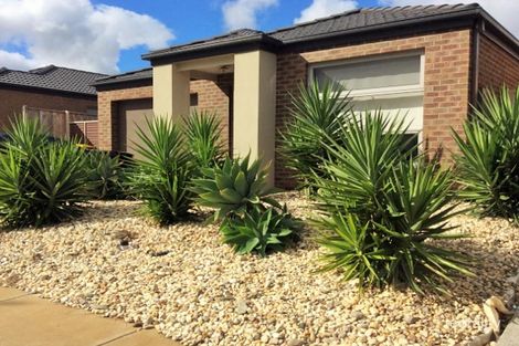 10 Oldbridge Bvd, Weir Views, VIC 3338