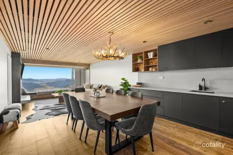 2/5 The Avenue, Mount Buller, VIC 3723