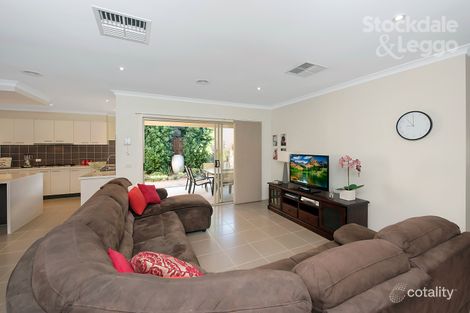 Property photo of 21 Chamonix Parade South Morang VIC 3752